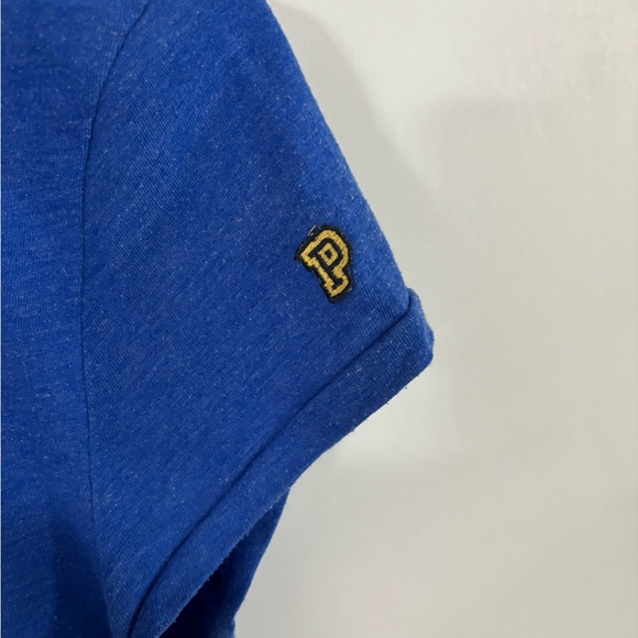 2/$15- PINK Victoria's Secret Wishes & Kisses Tee - Picture 3 of 6